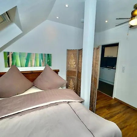 Moderne 3-zimmer-wohnung Fuer Bis Zu 5 Personen, Wlan, Kueche - Ideal Fuer Monteure & Gruppen Apartament