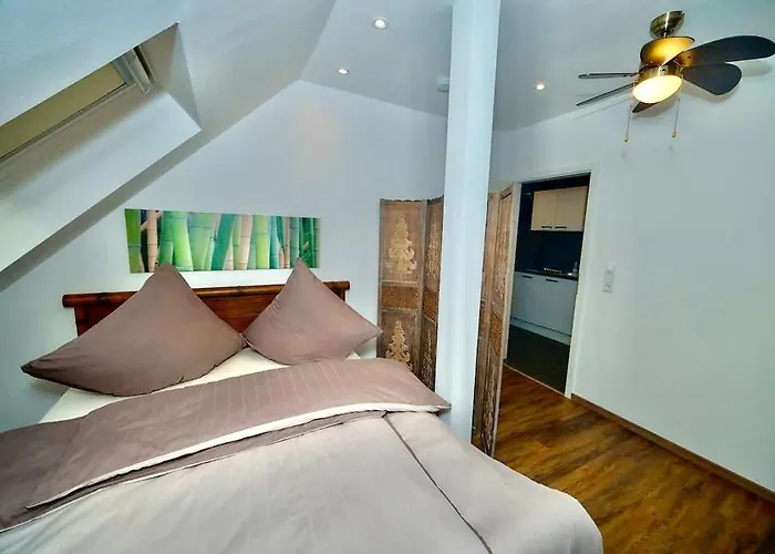 Moderne 3-zimmer-wohnung Fuer Bis Zu 5 Personen, Wlan, Kueche - Ideal Fuer Monteure & Gruppen Apartament