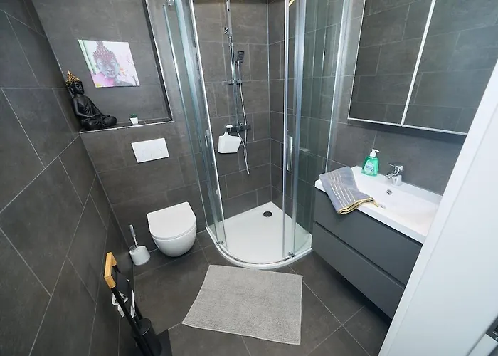 Apartament Moderne 3-zimmer-wohnung Fuer Bis Zu 5 Personen, Wlan, Kueche - Ideal Fuer Monteure & Gruppen